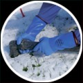 SHOWA 495 Cold and Oil resistant Glove with Removable acrylic li